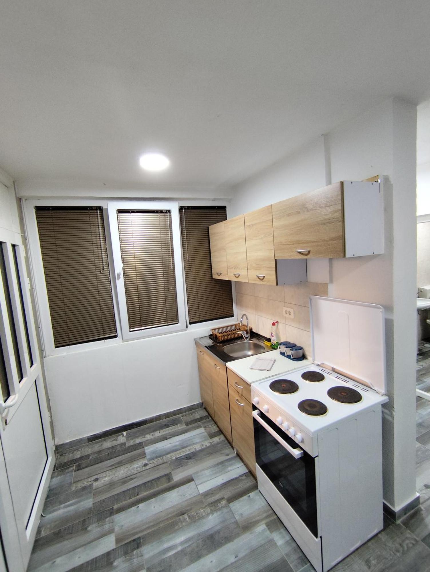 Apollon Apartment *