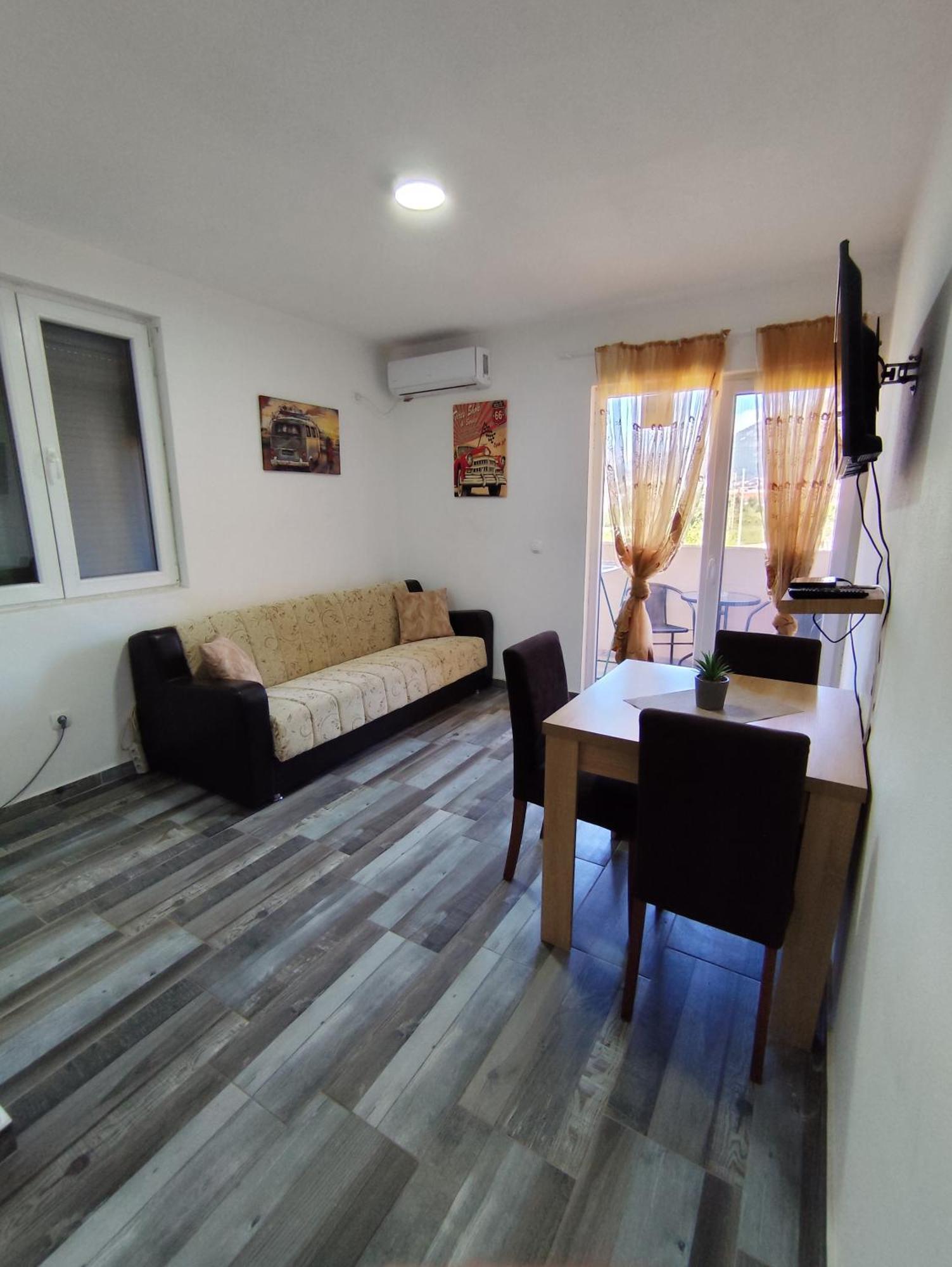 Apollon Apartment