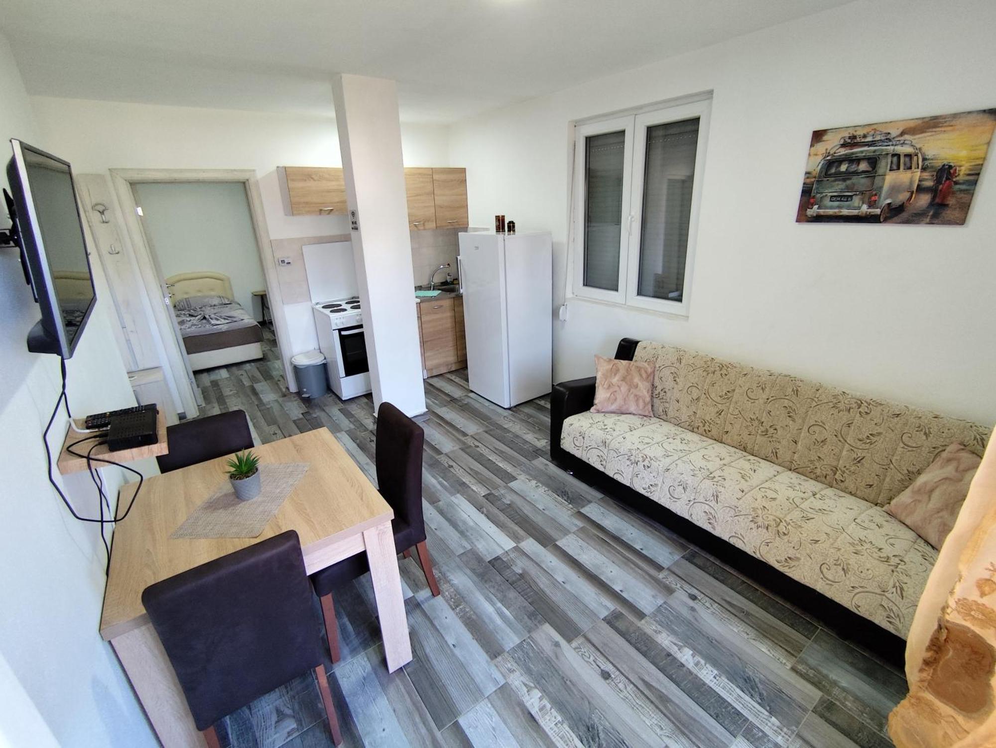Apartment Apollon *