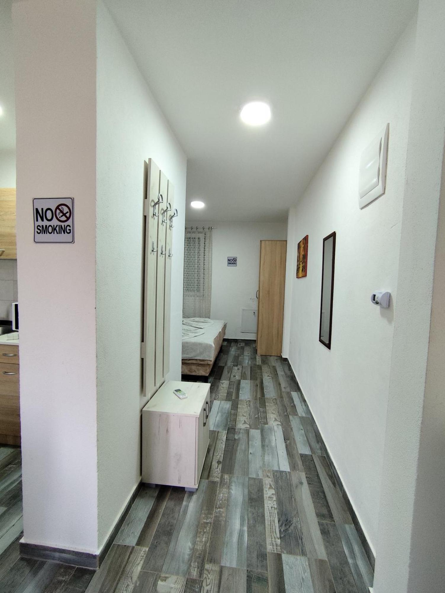 Apartment Apollon *
